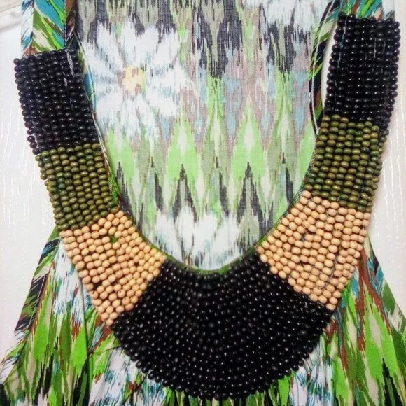Green Floral Beaded Halter Style Top 1X - Picture 7 of 12
